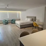 Old Town 63 Luxury Apartament Pafos