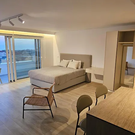 Old Town 63 Luxury * 파포스