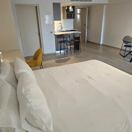 Апартаменты Old Town 63 Luxury Пафос