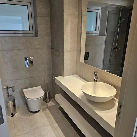 Old Town 63 Luxury Apartamento Paphos