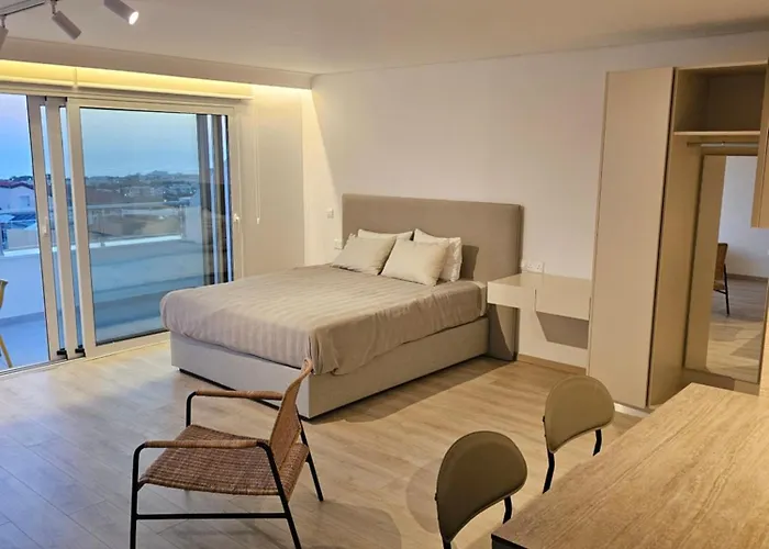 Old Town 63 Luxury * Paphos