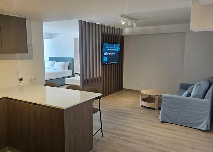 Old Town 63 Luxury * Paphos